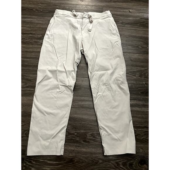 lululemon athletica Other - Lululemon Relaxed Fit Belted Stretch Pant 33